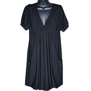 Eliza J Black V-Neck Short Sleeve Bubble Hem Cocktail Dress Size 6 Pockets LBD